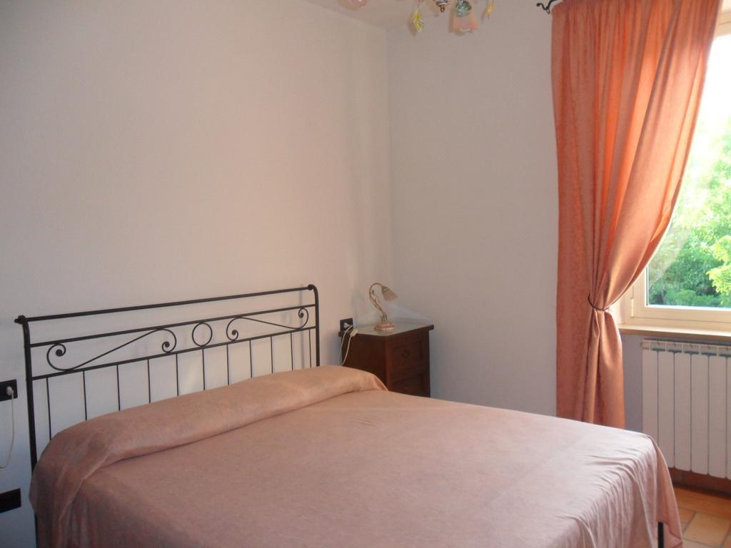 Agriturismo Poponi Villa Todi Room photo
