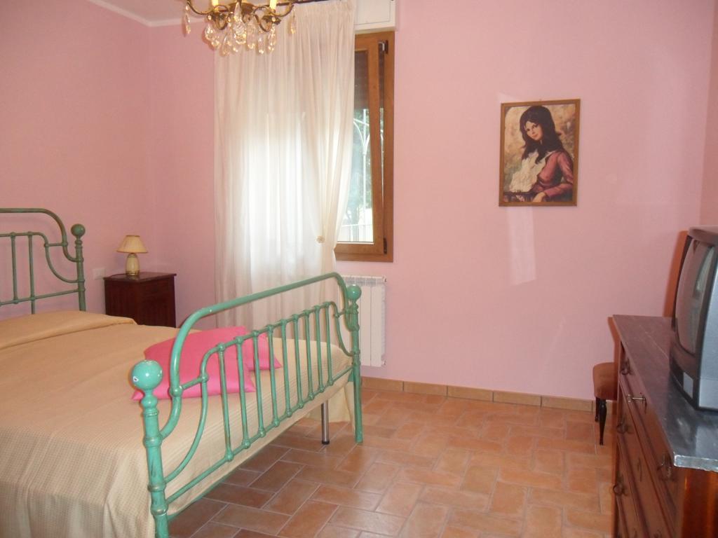 Agriturismo Poponi Villa Todi Room photo